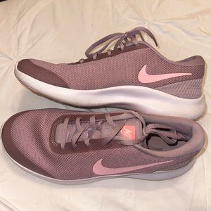 Nike Flex Rose/Pink Size 9